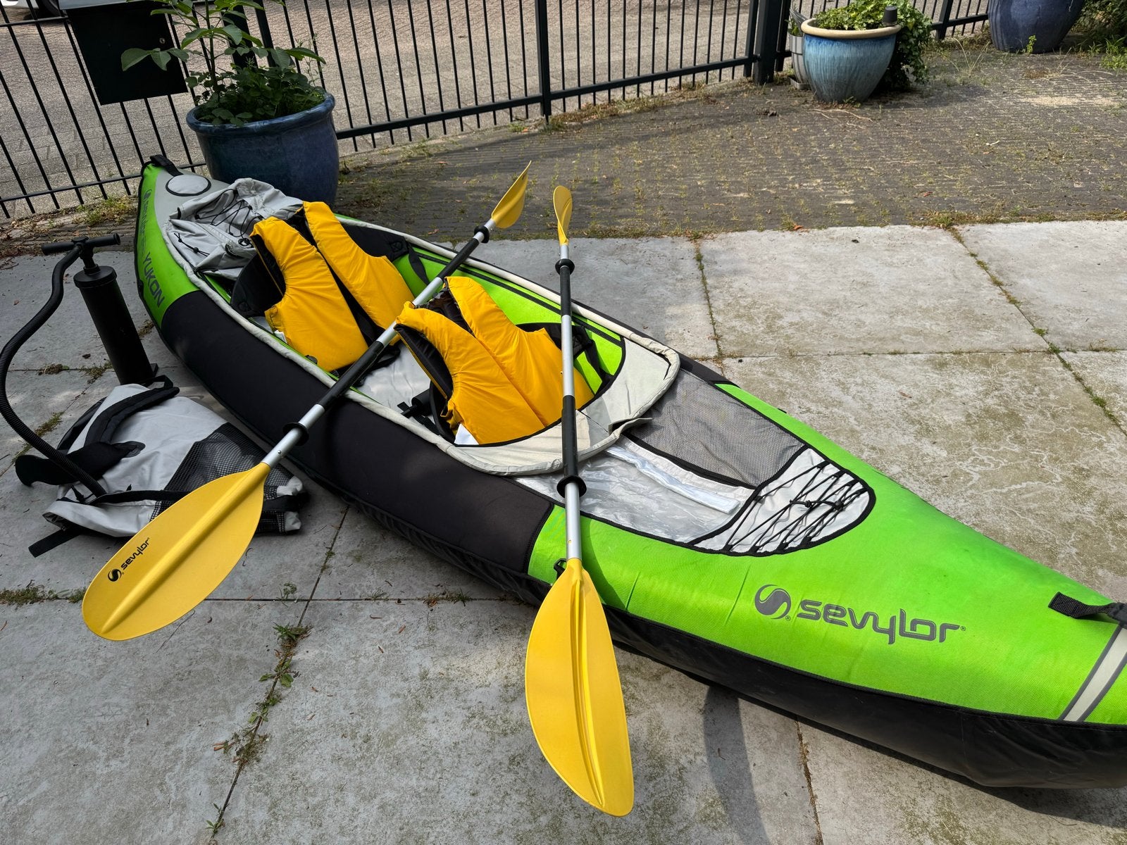 Kanoe Sevylor KCC380 met accessoires, Watersport en Boten, Ophalen, Opblaasbaar, Gebruikt, 2-persoons