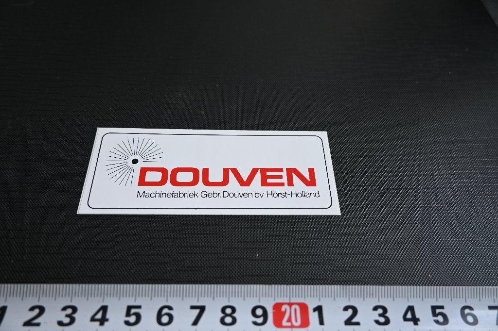 sticker Horst DOUVEN Machinefabriek Gebr. Douven bv, Ophalen, Zo goed als nieuw