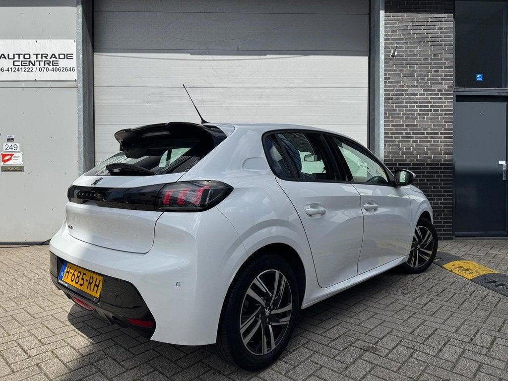 Peugeot 208 1.2 PureTech Allure [AUT | Dealer OH | Virtual |, 101 pk, Gebruikt, Leder en Stof, Origineel Nederlands