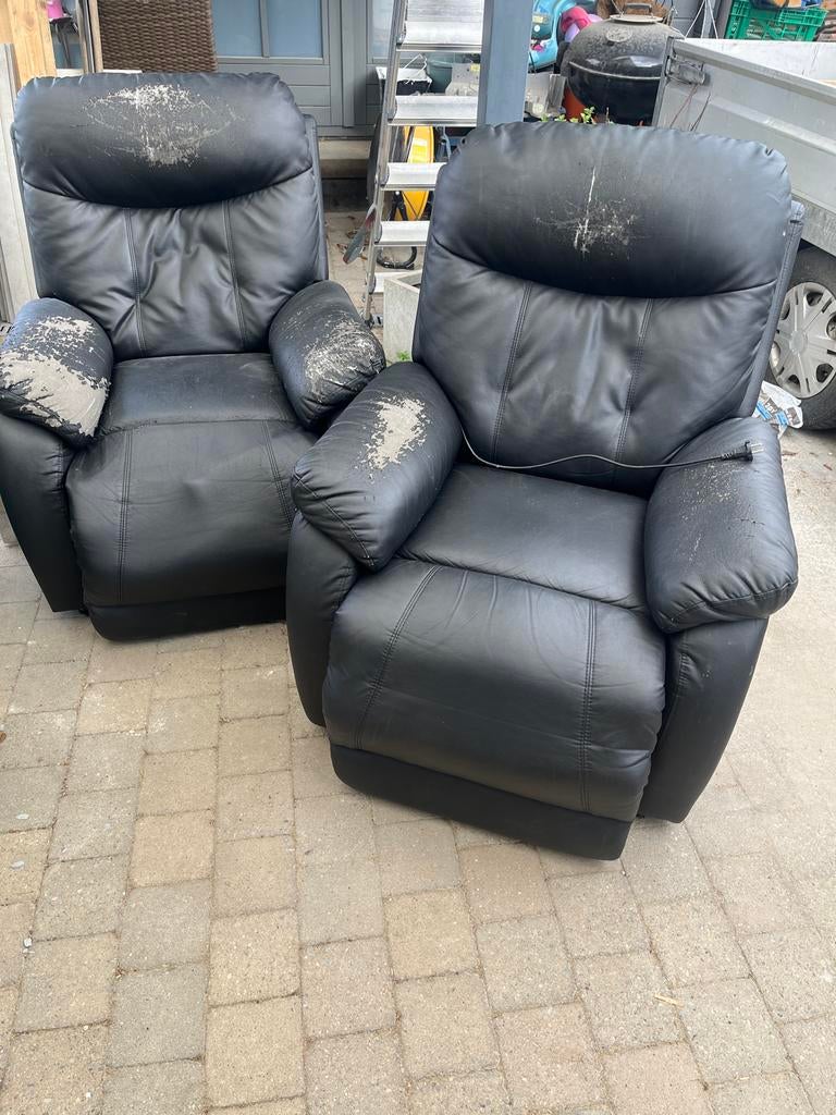 Twee elektrische  stoelen  met opsta functie, Ophalen of Verzenden, Gebruikt, Leer, 75 tot 100 cm