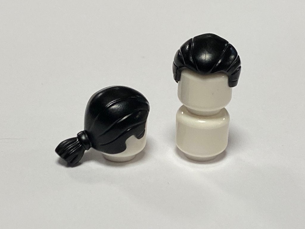 Partij Lego 2x nieuwe zwart haar met kort staartje, Overige thema's, Lego, Nieuw, Ophalen of Verzenden