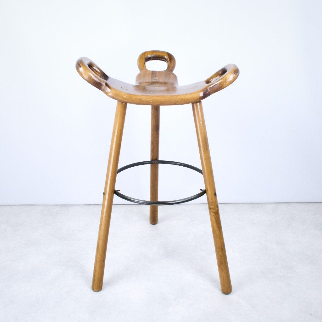 barkruk Marbella Sergio Rodrigues Spaans hout 70s, Huis en Inrichting, Gebruikt, -, -, 60 tot 90 cm