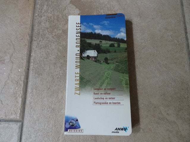 anwb reisgids Zwarte Woud en Bodensee, Gelezen, Europa, Ophalen of Verzenden, Reisgids of -boek
