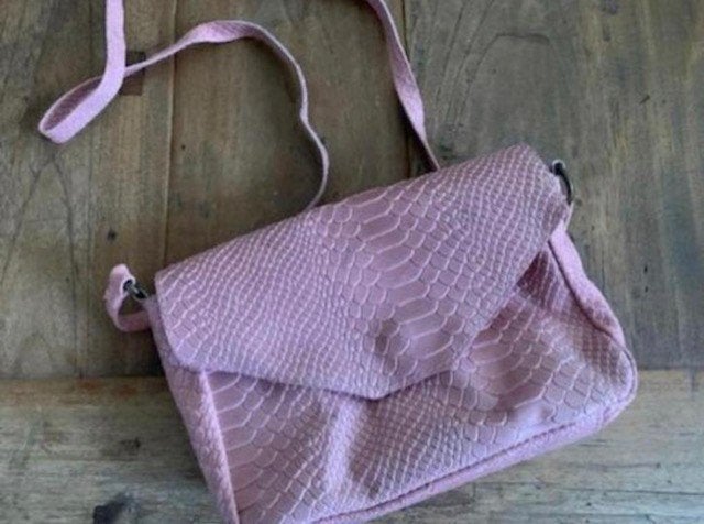 Leren schoudertasje roze met slangenprint 26x18 cm met rits, Sieraden, Tassen en Uiterlijk, Tassen | Schoudertassen, Overige merken