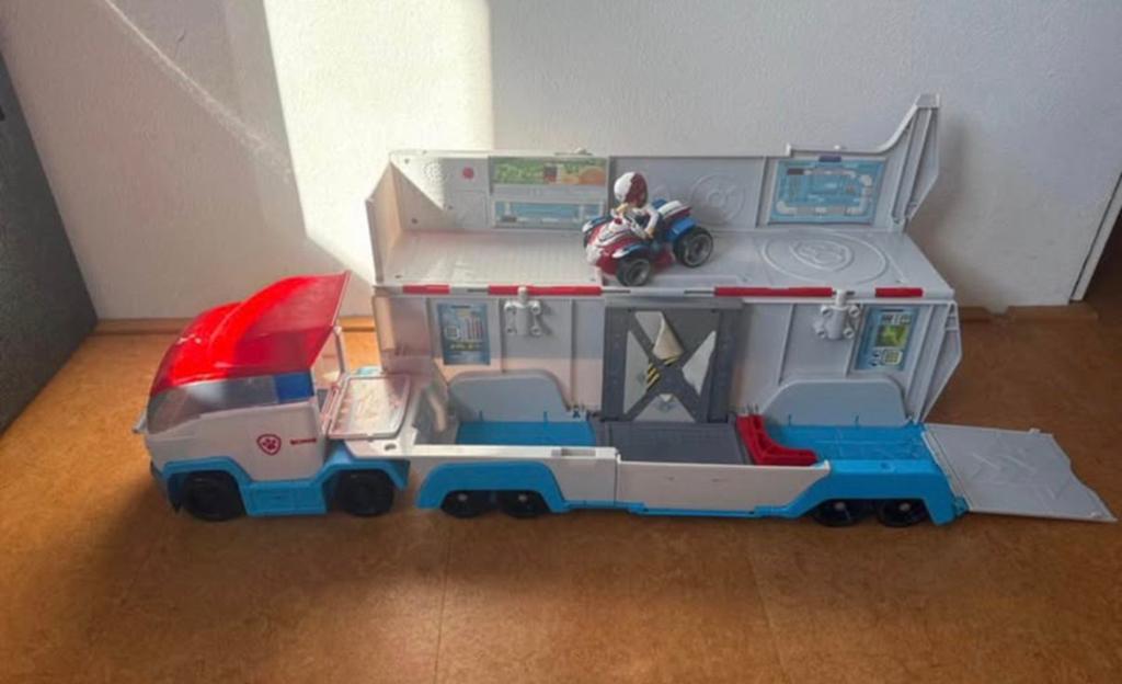 Paw patrol vrachtwagen, Ophalen, Zo goed als nieuw