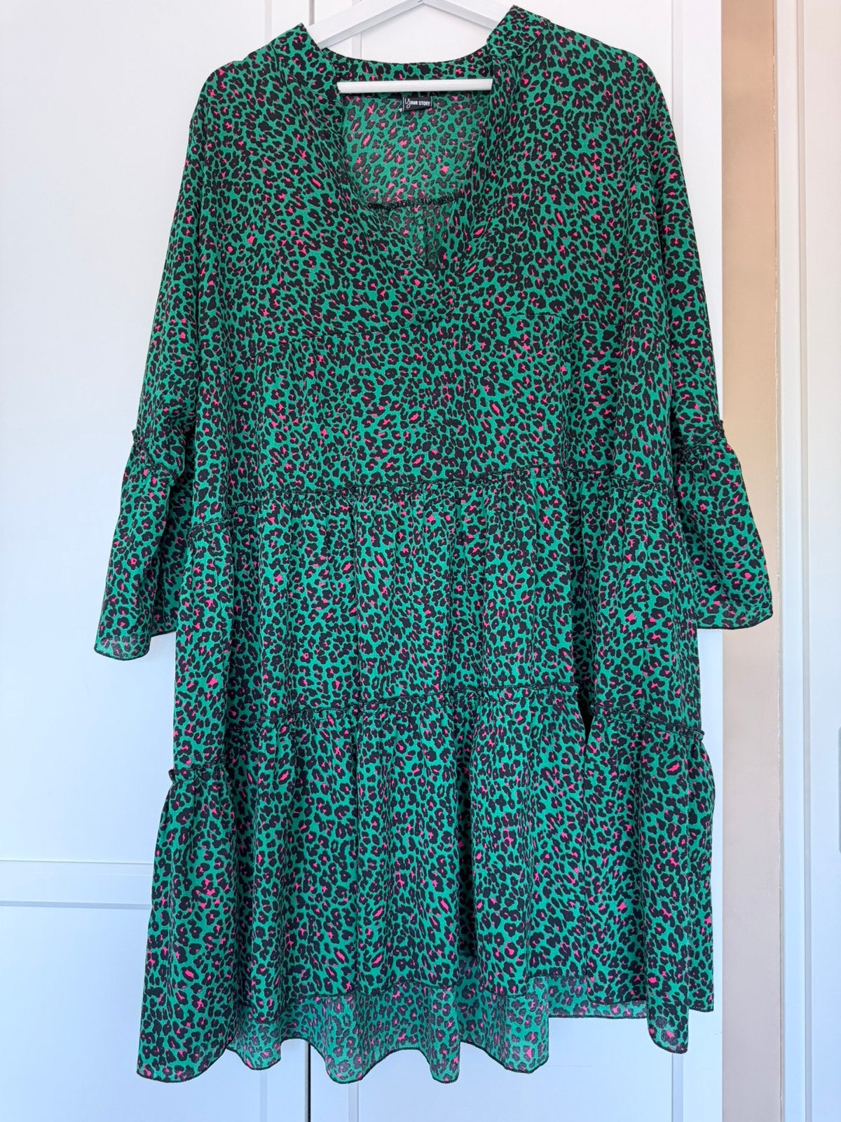 Zomerjurkje - Groen, roze - Le Ballon - One size, Kleding | Dames, Maat 38/40 (M), Ophalen of Verzenden, Zo goed als nieuw, Boven de knie
