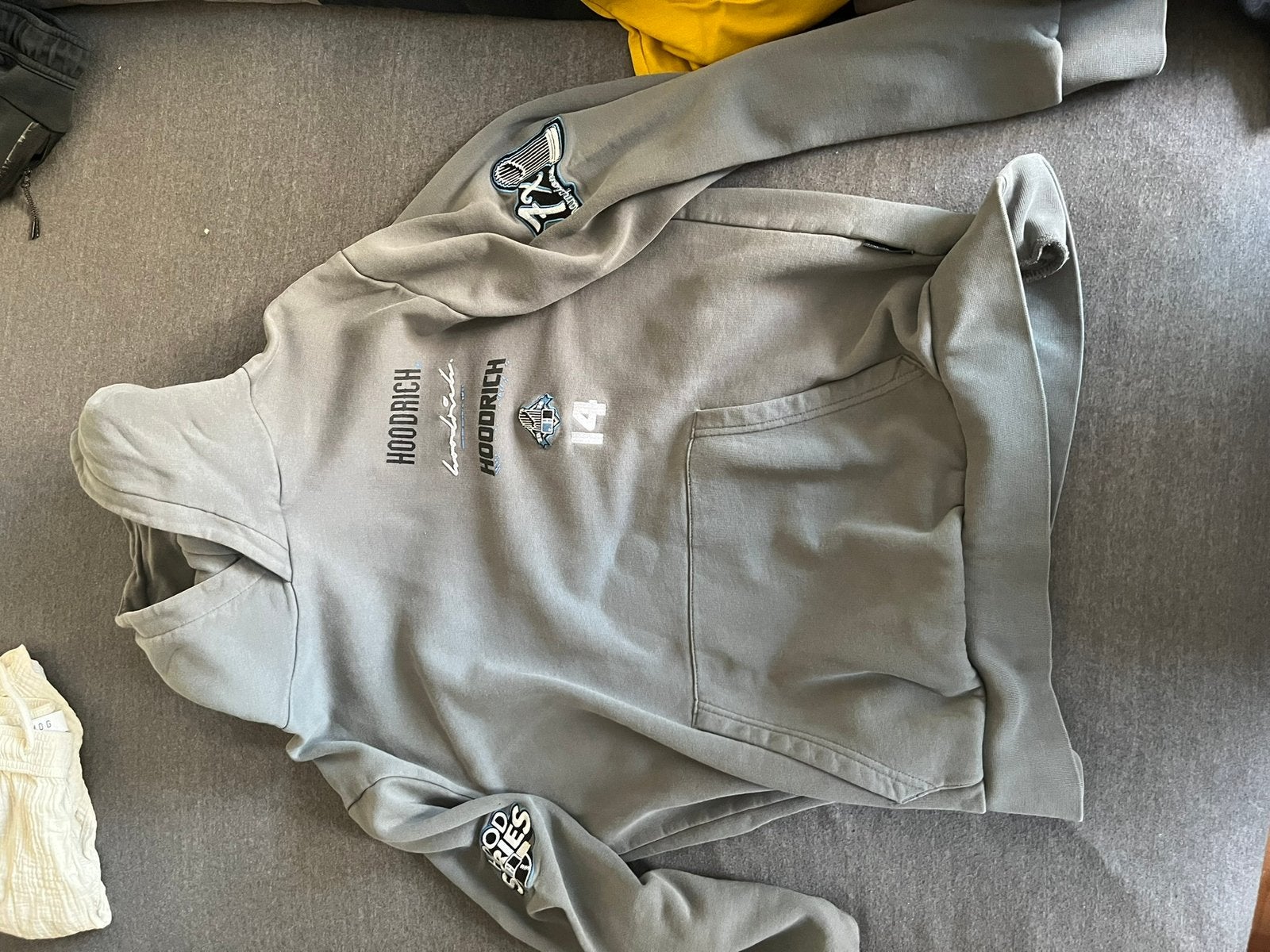 Hoodrich hoodie, Ophalen of Verzenden, Zo goed als nieuw, Maat 52/54 (L), Grijs