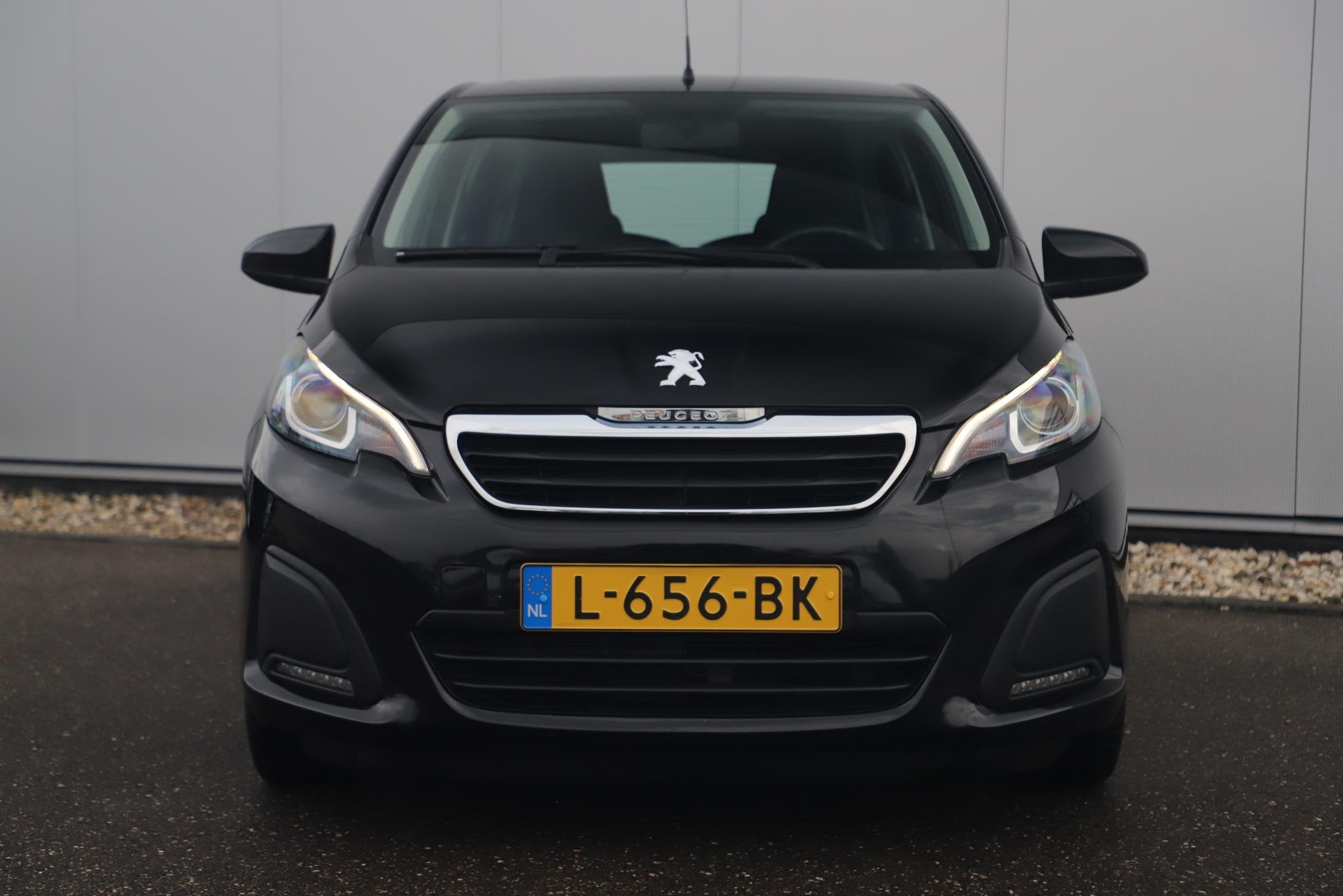 Peugeot 108 1.0 e-VTi Active Radio Bluetooth Airco Elektrisc, Auto's, Peugeot, Voorwielaandrijving, Stof, Gebruikt, Euro 6