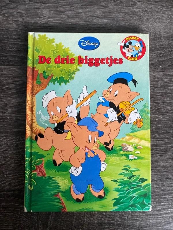 Disney Boek: De Drie Biggetjes (zonder cd), Boeken, Ophalen of Verzenden, Zo goed als nieuw, Walt Disney Company, Sprookjes
