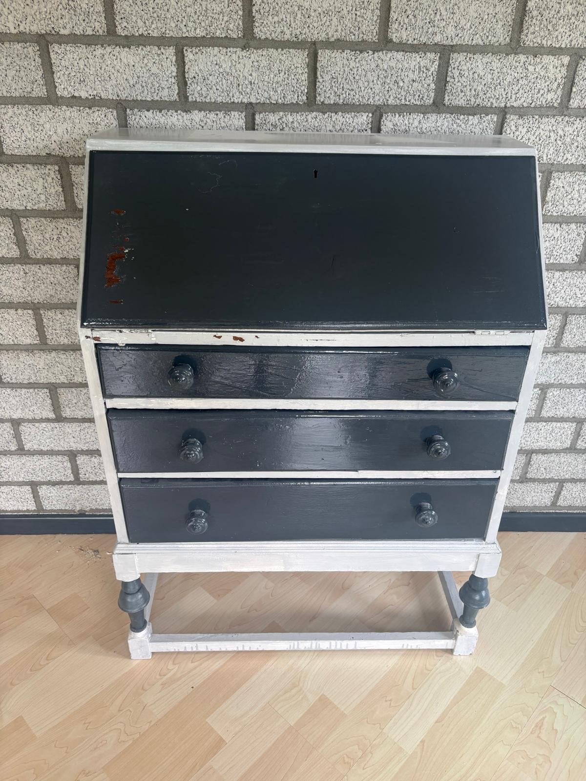 Gratis Vintage secretaire/bureau - grijs/zwart, Ophalen