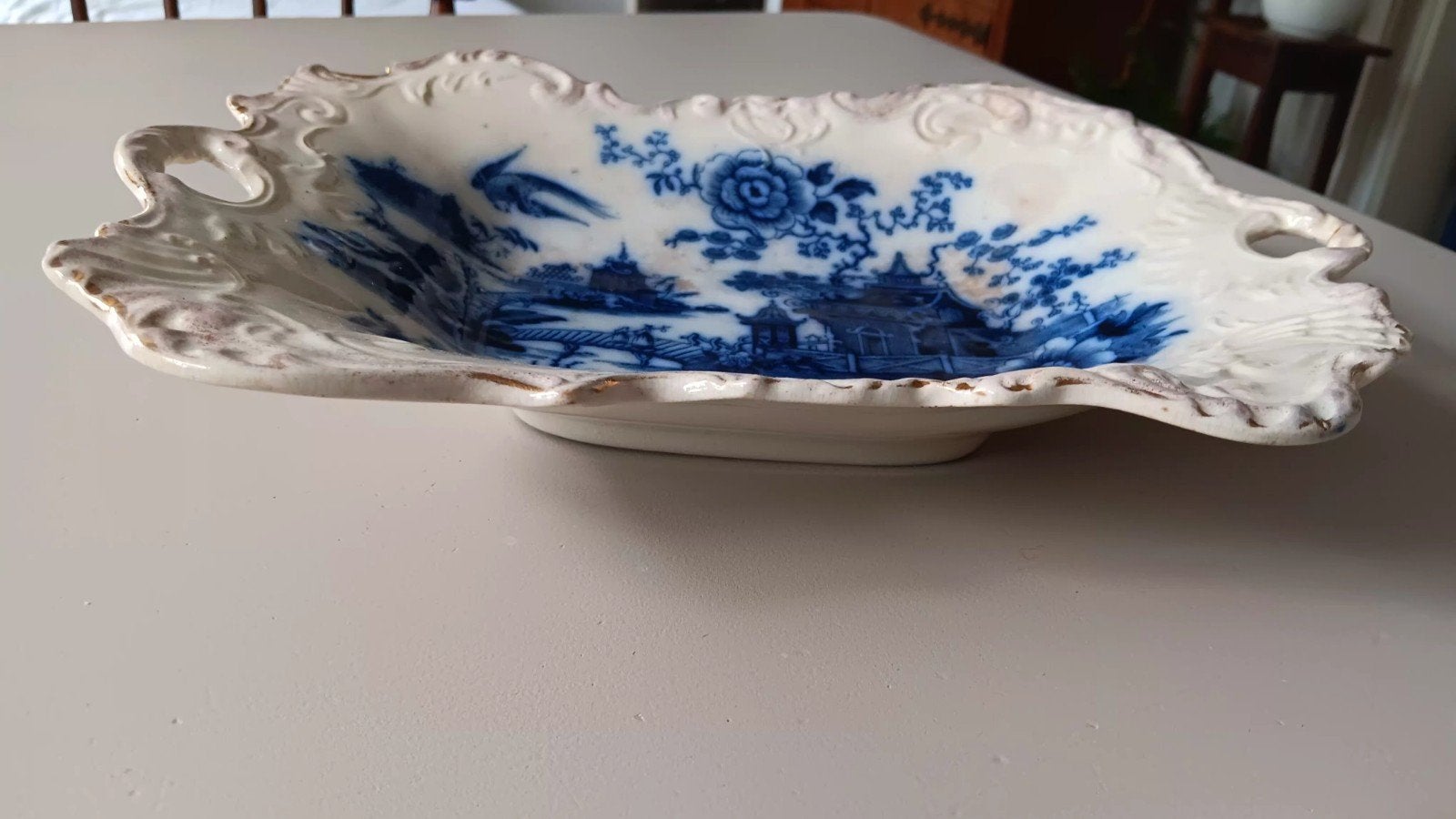 De T-Rathbone & Co. T. Pottery Burmese Centerpiece Tray, Ophalen of Verzenden