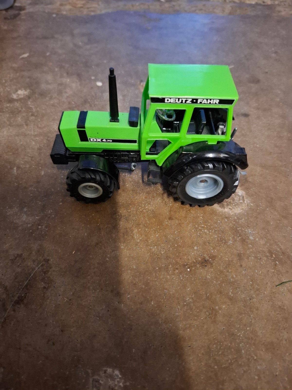 Te koop siku deutz dx 4.70, Ophalen of Verzenden, Zo goed als nieuw, Tractor of Landbouw, SIKU