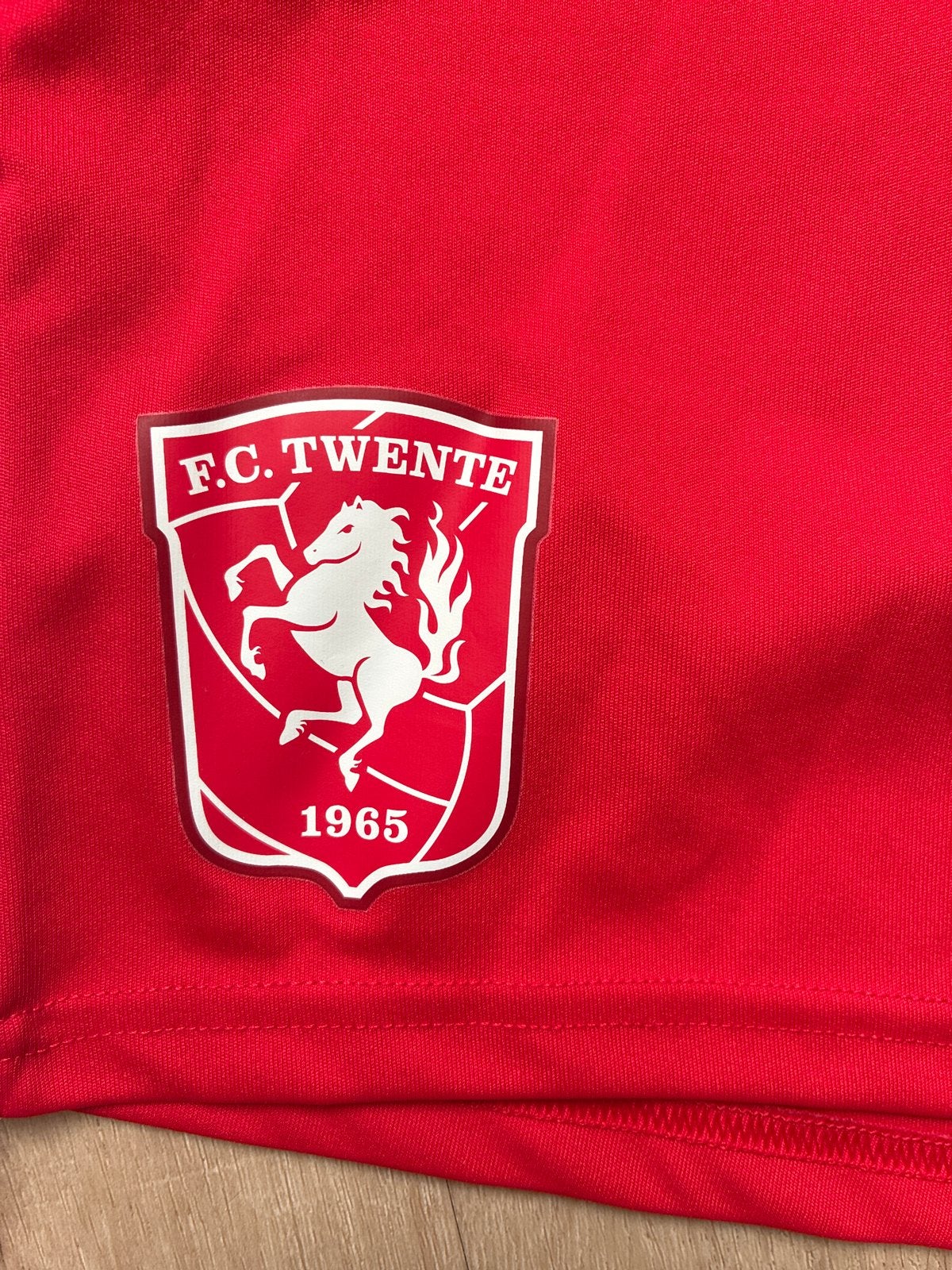 FC Twente Voetbalbroekje - Rood - Maat M, Kleding | Heren, Sportkleding, Maat 48/50 (M), Ophalen of Verzenden, Zo goed als nieuw