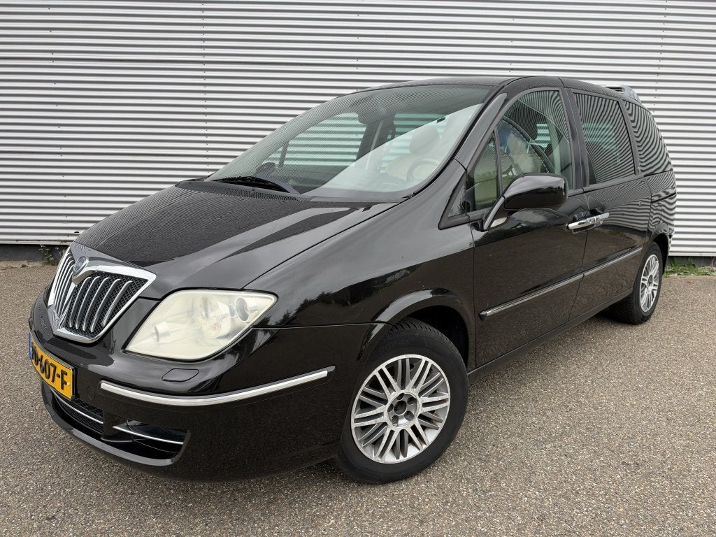 Lancia Phedra 2.2 JTD Platino Automaat Leer Cruise 7 pers. A, Auto's, Gebruikt, 8 stoelen, 4 cilinders, Zwart