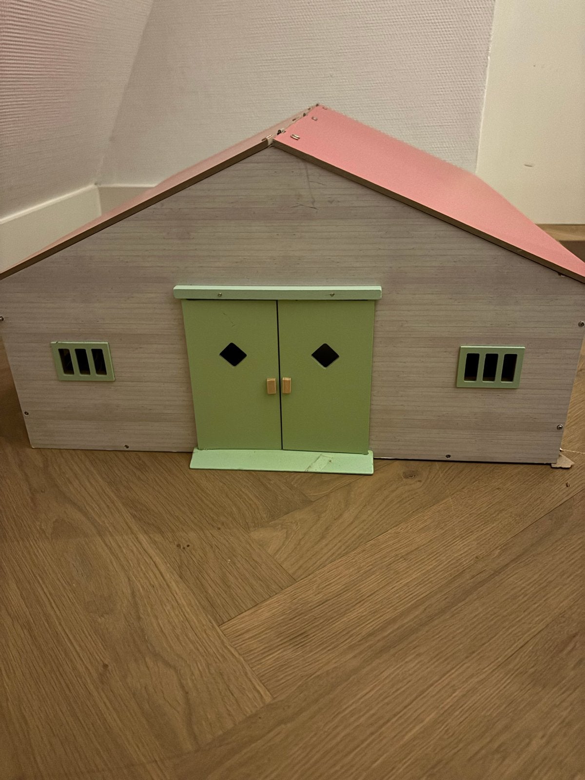 Houten Schleich Paardenstal met 9 Paardjes, Kinderen en Baby's, Ophalen of Verzenden, Gebruikt, Jongen of Meisje