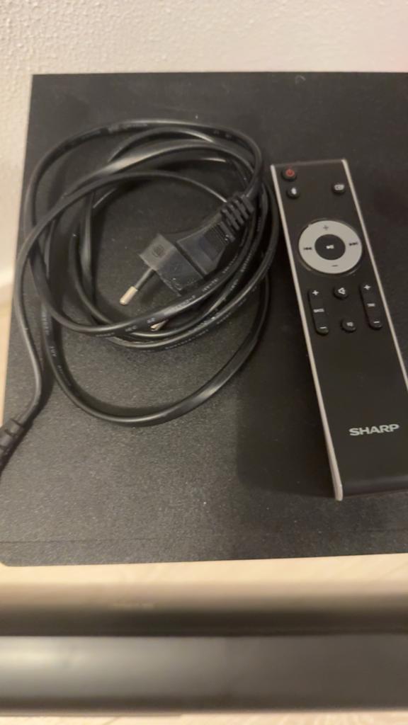 Sharp Soundbar met externe subwoofer en afstandsbediening, Ophalen, Met externe subwoofer, Gebruikt