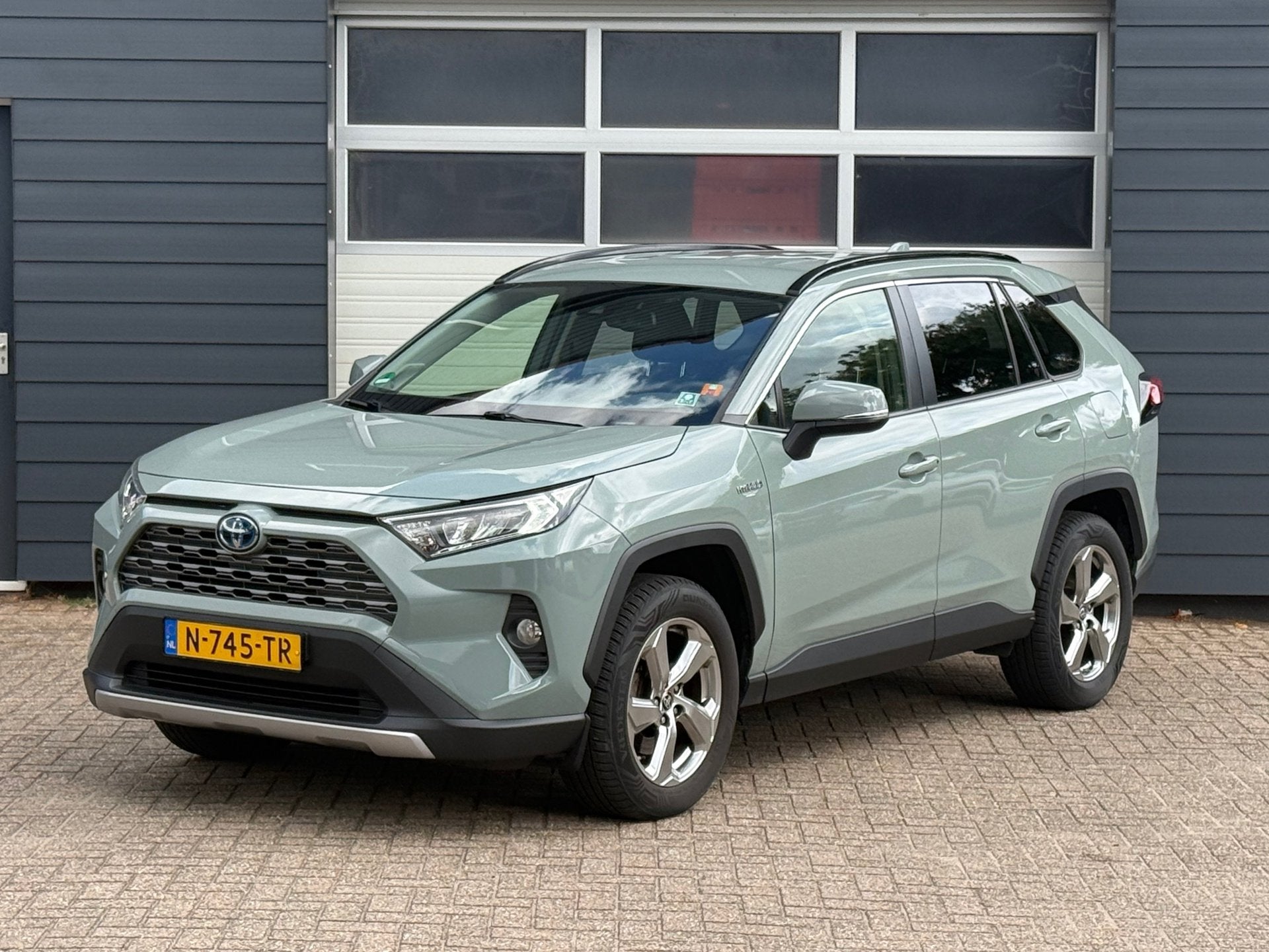 Toyota RAV4 2.5 Hybrid Business Plus, Automatische klimaatregeling, Gebruikt, 4 cilinders, 2487 cc