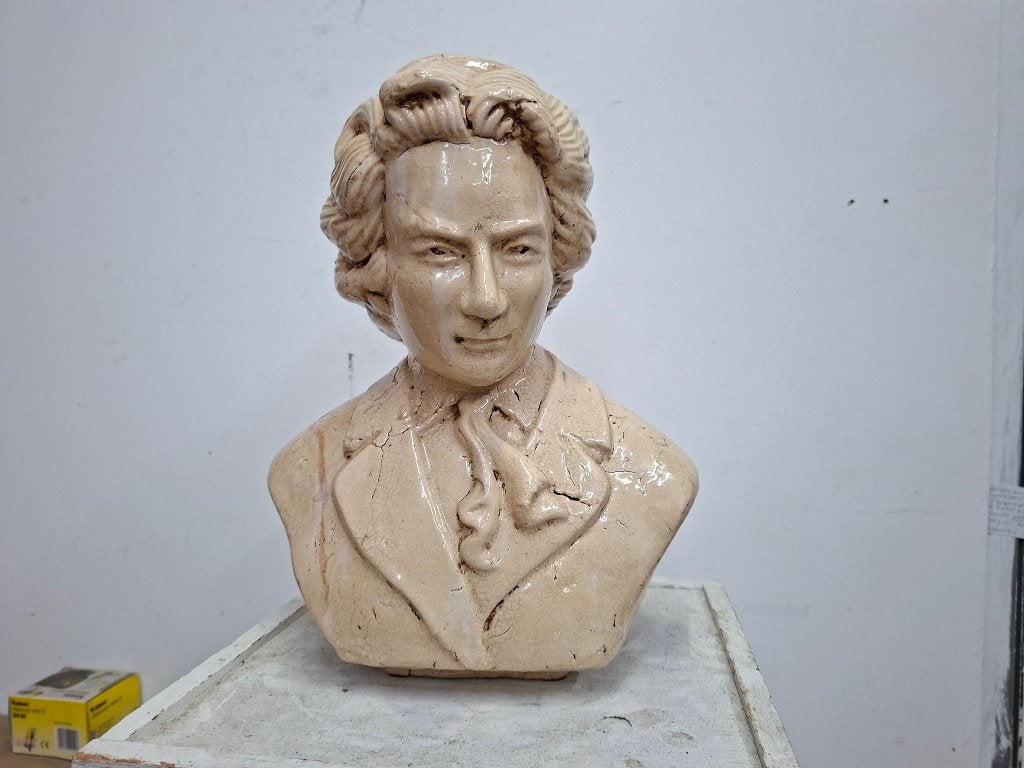schiterende groot beeld beethoven buste klei, Verzamelen, Ophalen of Verzenden, Zo goed als nieuw, Mens
