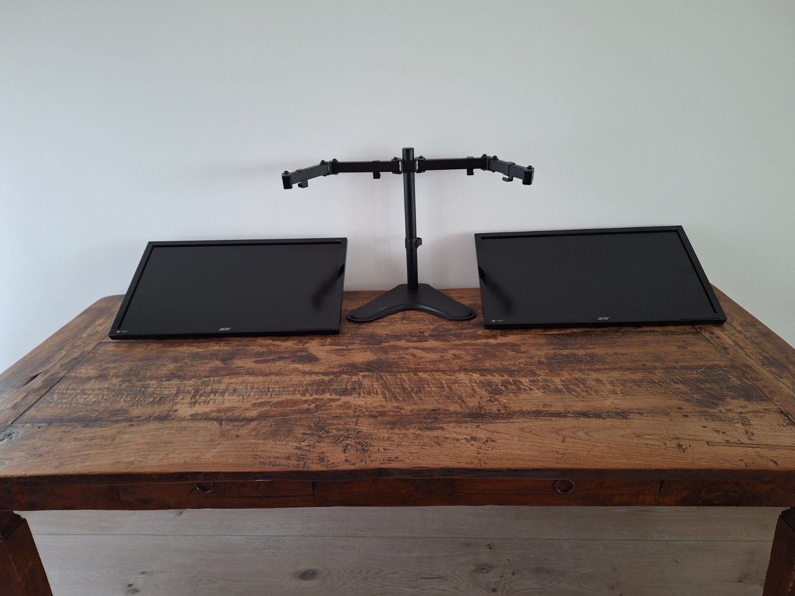Werkstation beeldschermen Acer(2x)/LogiLink monitorstandaard, Gebruikt, Full HD, In hoogte verstelbaar, 60 Hz of minder