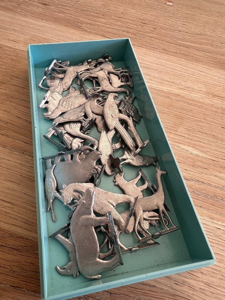 Tinnen miniatuur dieren, Verzenden