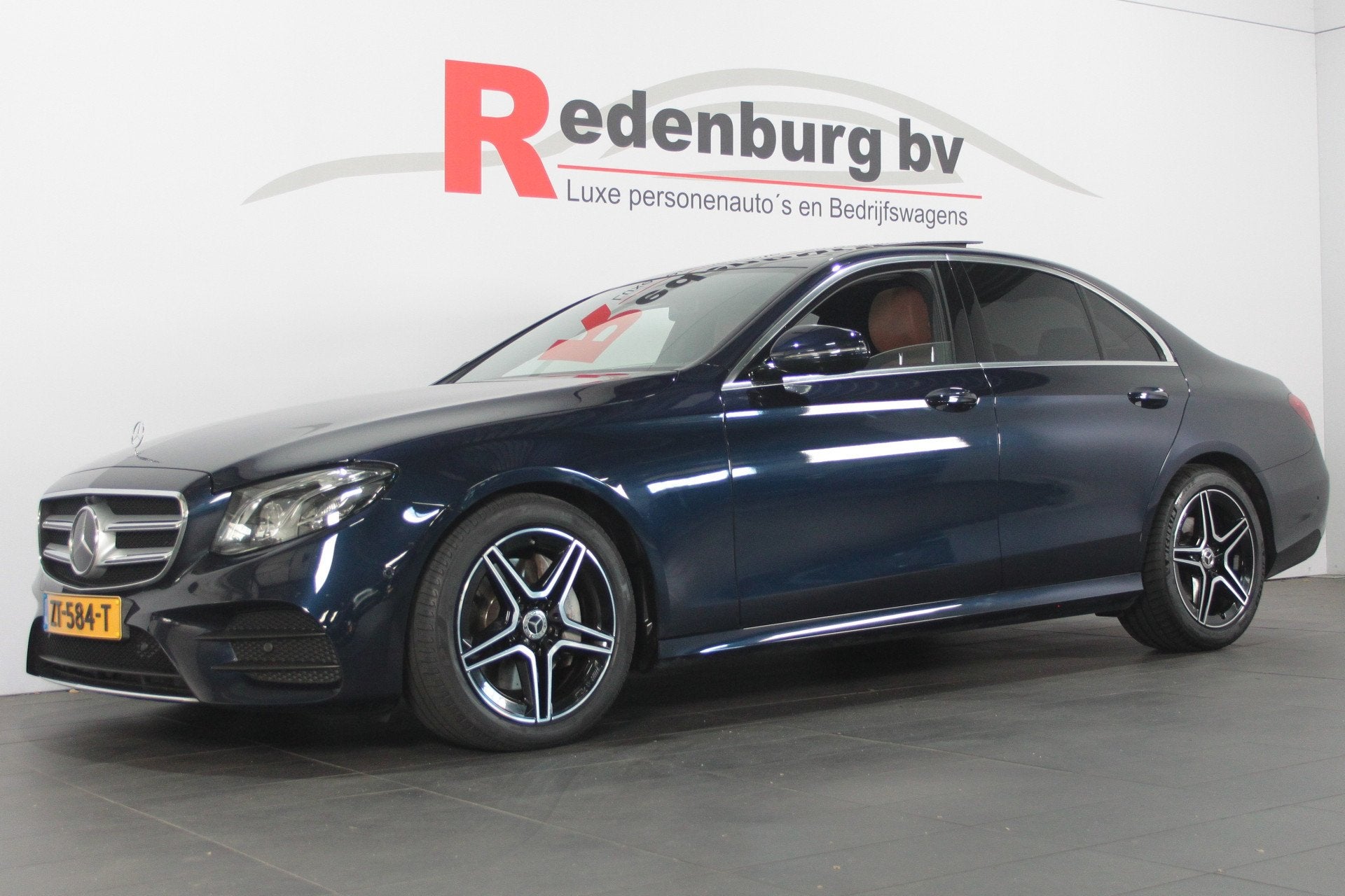 Mercedes-Benz E-Klasse 200 d Business Solution Sport - Pano, Auto's, Automaat, Achterwielaandrijving, Gebruikt, Euro 6