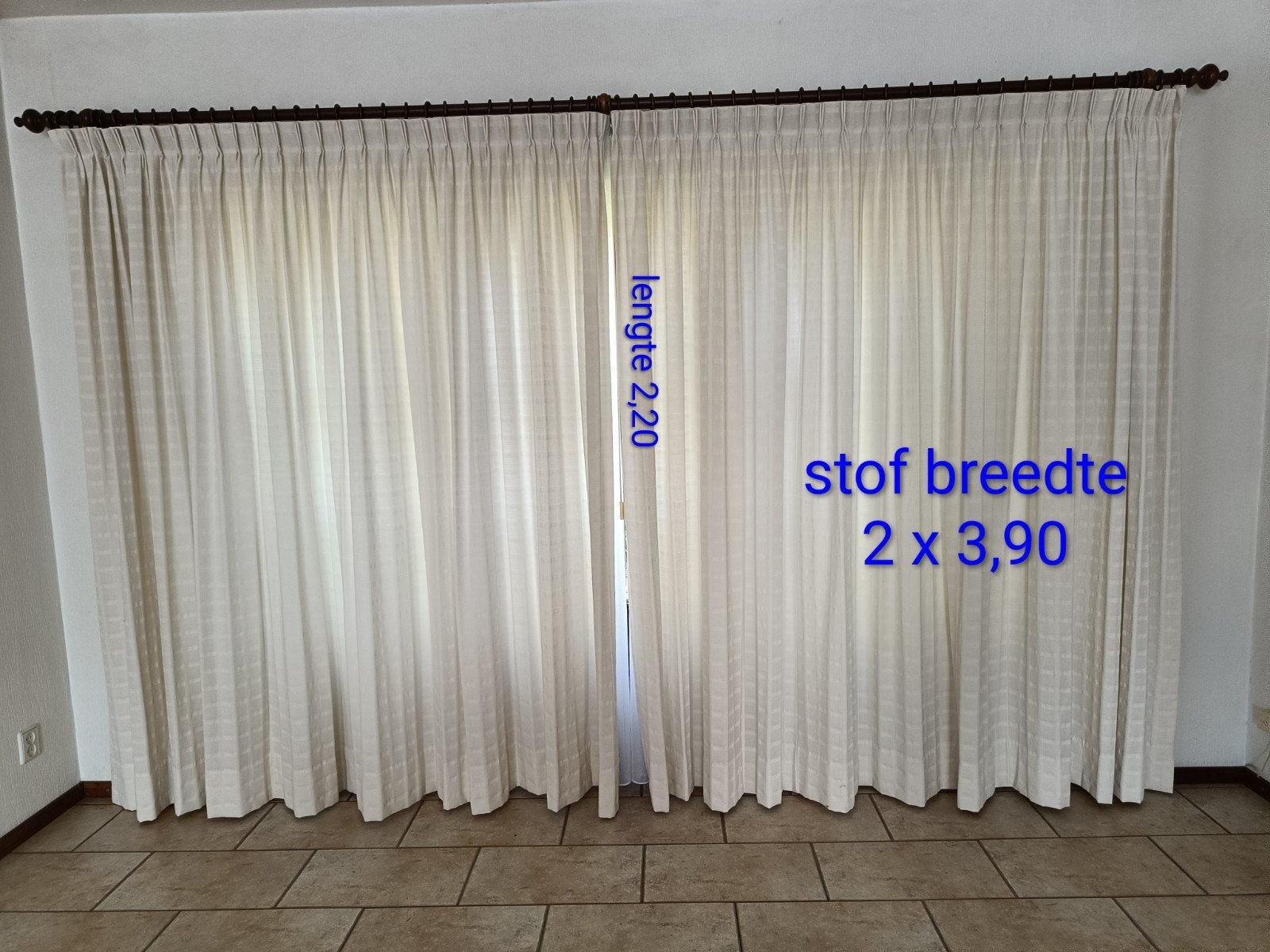 Overgordijnen half verduisterend - 2 delen van 390 x 220 cm, Huis en Inrichting, Stoffering | Gordijnen en Lamellen, Ophalen, 220 cm
