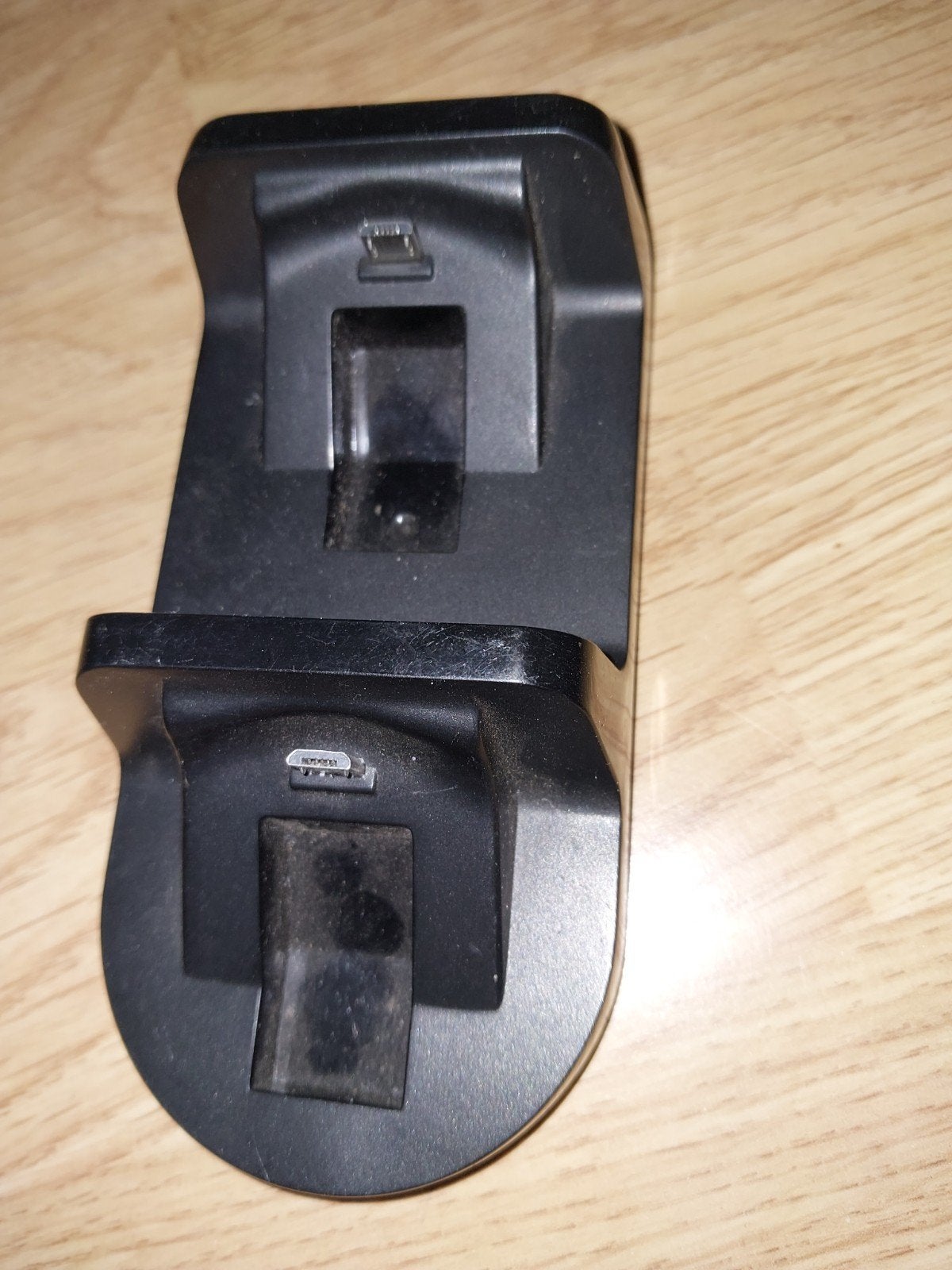 PS4 Oplader / Laadstation voor Controllers, Spelcomputers en Games, Ophalen of Verzenden, Gebruikt, Voeding, Oplader of Kabel