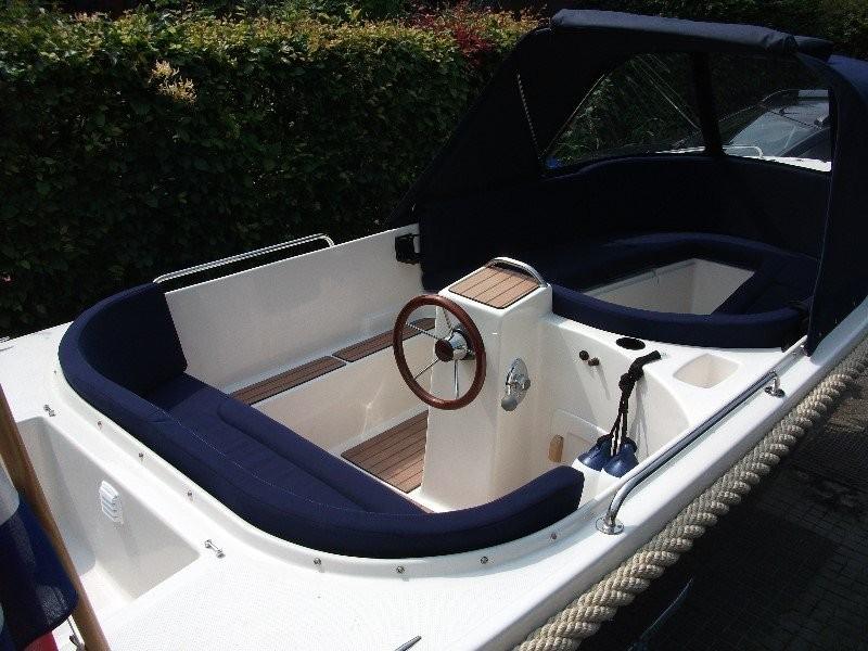 Sloep met buiskap,15 pk  Mercury motor, Watersport en Boten, Sloepen, Ophalen, Liberty, Rondzit, Zo goed als nieuw