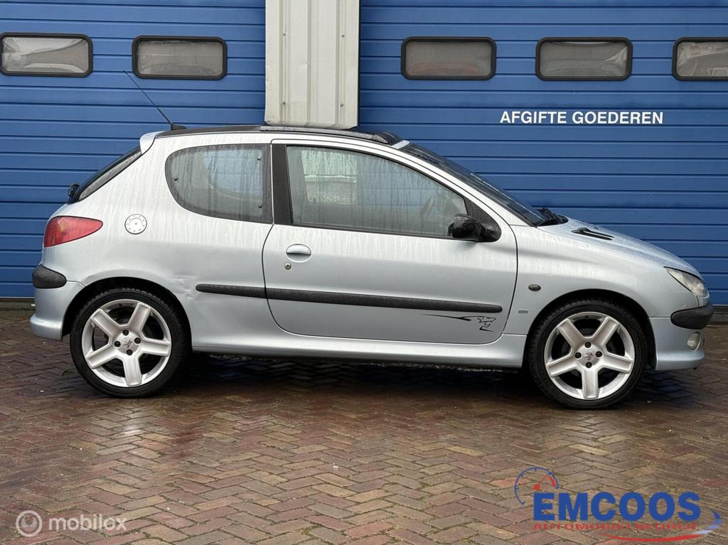 Peugeot 206 2.0-16V GTI * Airco * Schuifdak * Elekt. Ramen *, 1025 kg, 136 pk, 4 cilinders, Origineel Nederlands