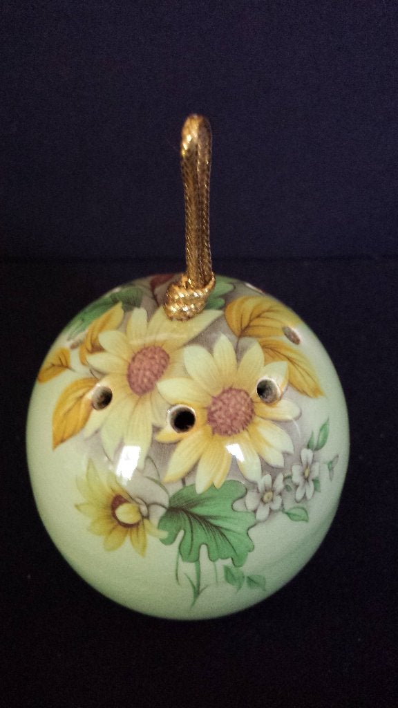 Engelse POMANDER / Potpourri BOL / Vintage GEURBAL Keramiek, Ophalen of Verzenden