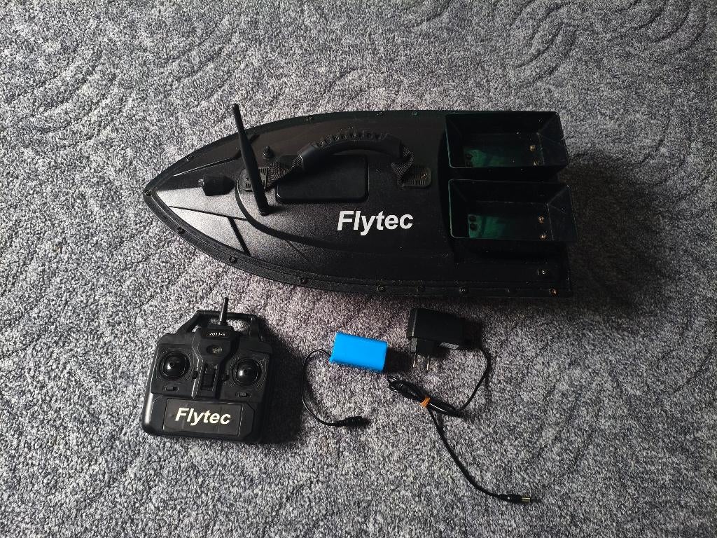 Flytec 2011-5 RC voerboot 500m, Ophalen of Verzenden, Gebruikt, Complete set