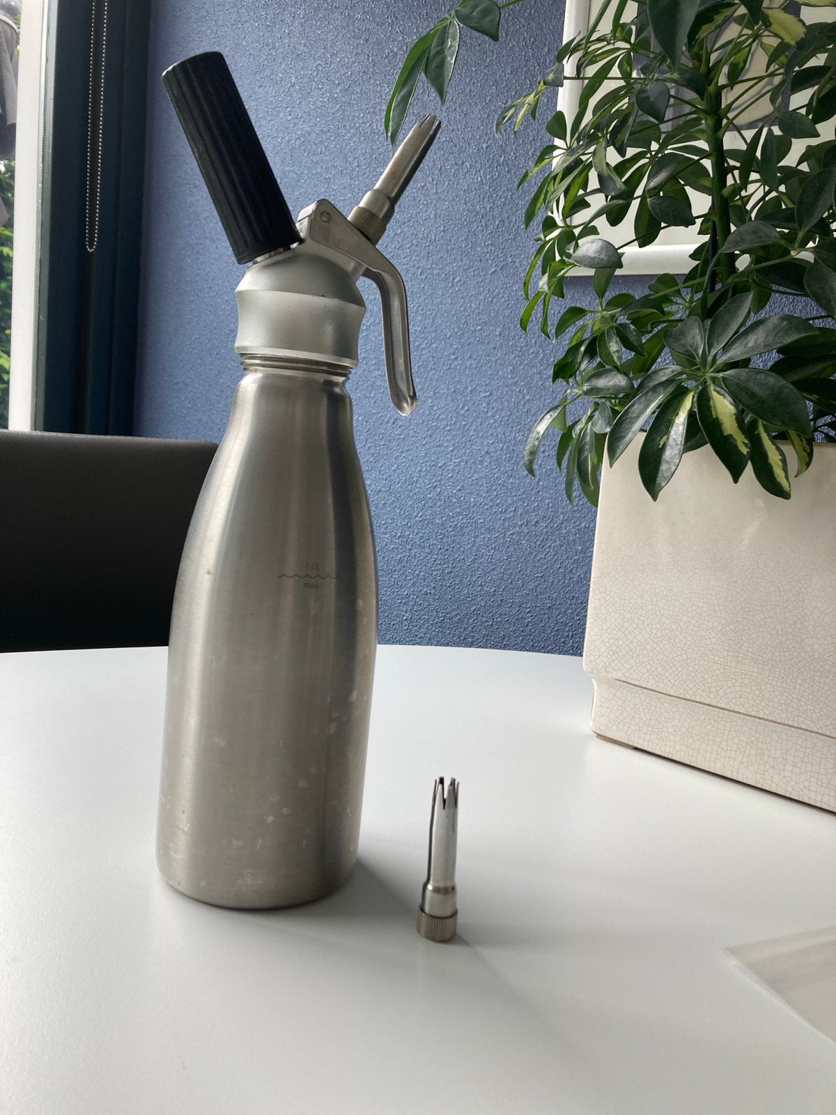 Gebruikte slagroomspuit - rubbers te vervangen, Ophalen, Zilver, Metaal, Overige typen