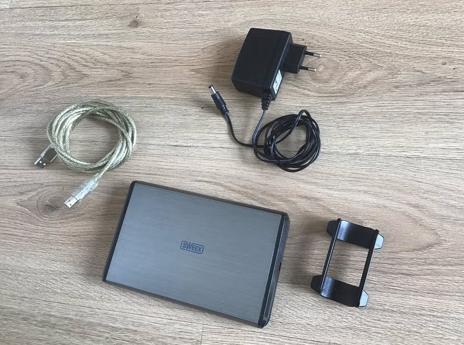 USB Harddisk behuizing geschikt voor sata schijven., Ophalen, Gebruikt, Laptop, USB