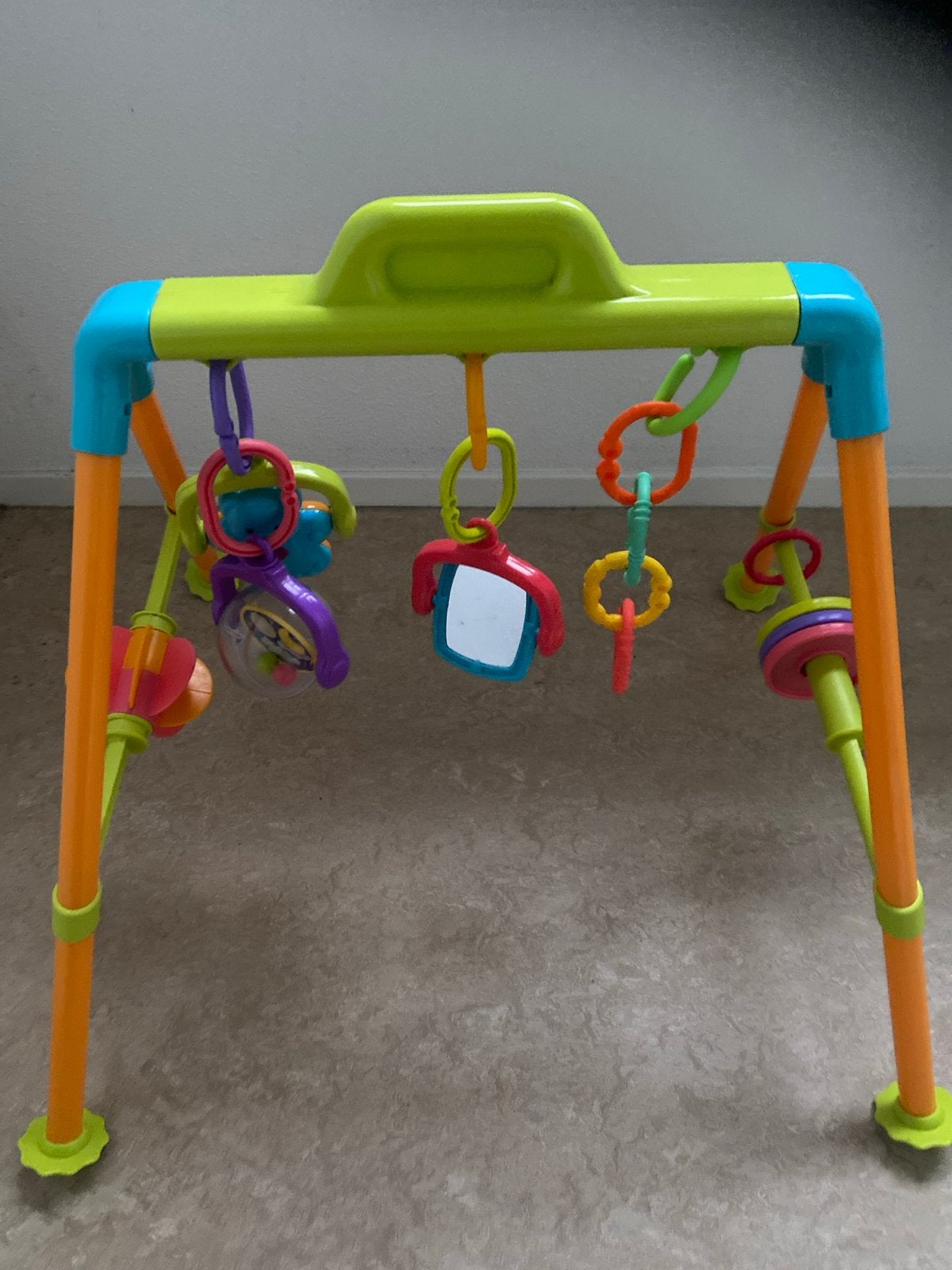 Vrolijke Babygym met speeltjes, Ophalen, Gebruikt, Babygym