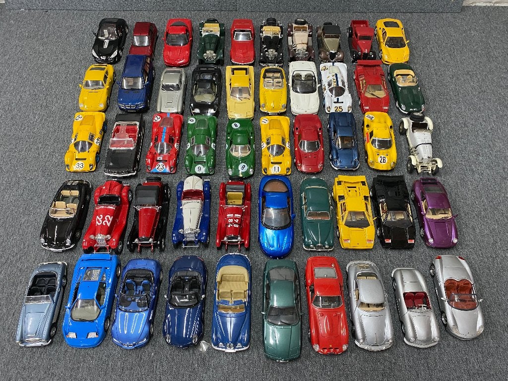 50x 1:18 diverse merken en modellen Porsche Ferrari BMW 1, Gebruikt, Auto, Onbekend, Onbekend