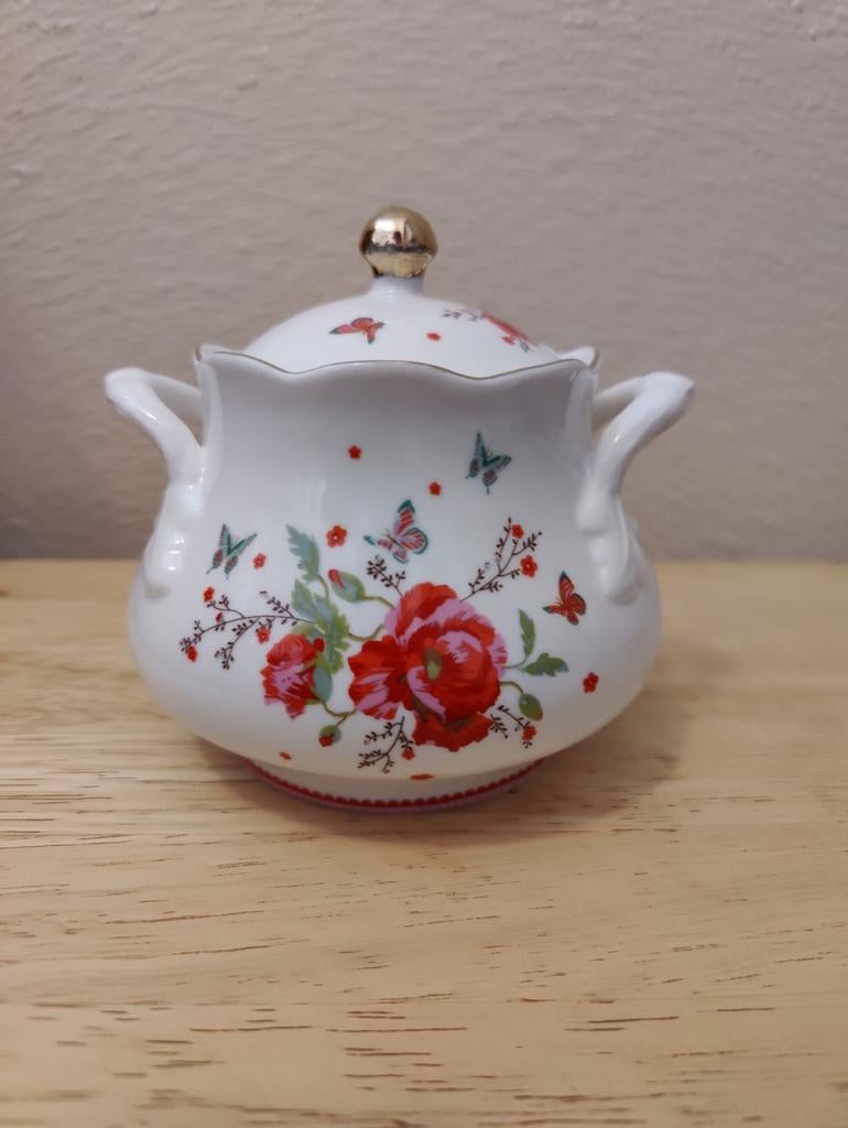 Prachtige suikerpot van Room Seven Winter Poppy met deksel, Huis en Inrichting, Verzenden, Zo goed als nieuw, Overige stijlen