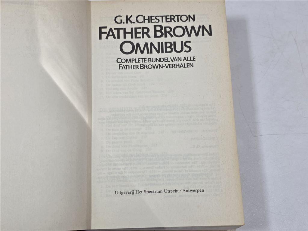 Father Brown Omnibus — Complete Detectiveverhalen Chesterton, Boeken, Ophalen of Verzenden, Gelezen
