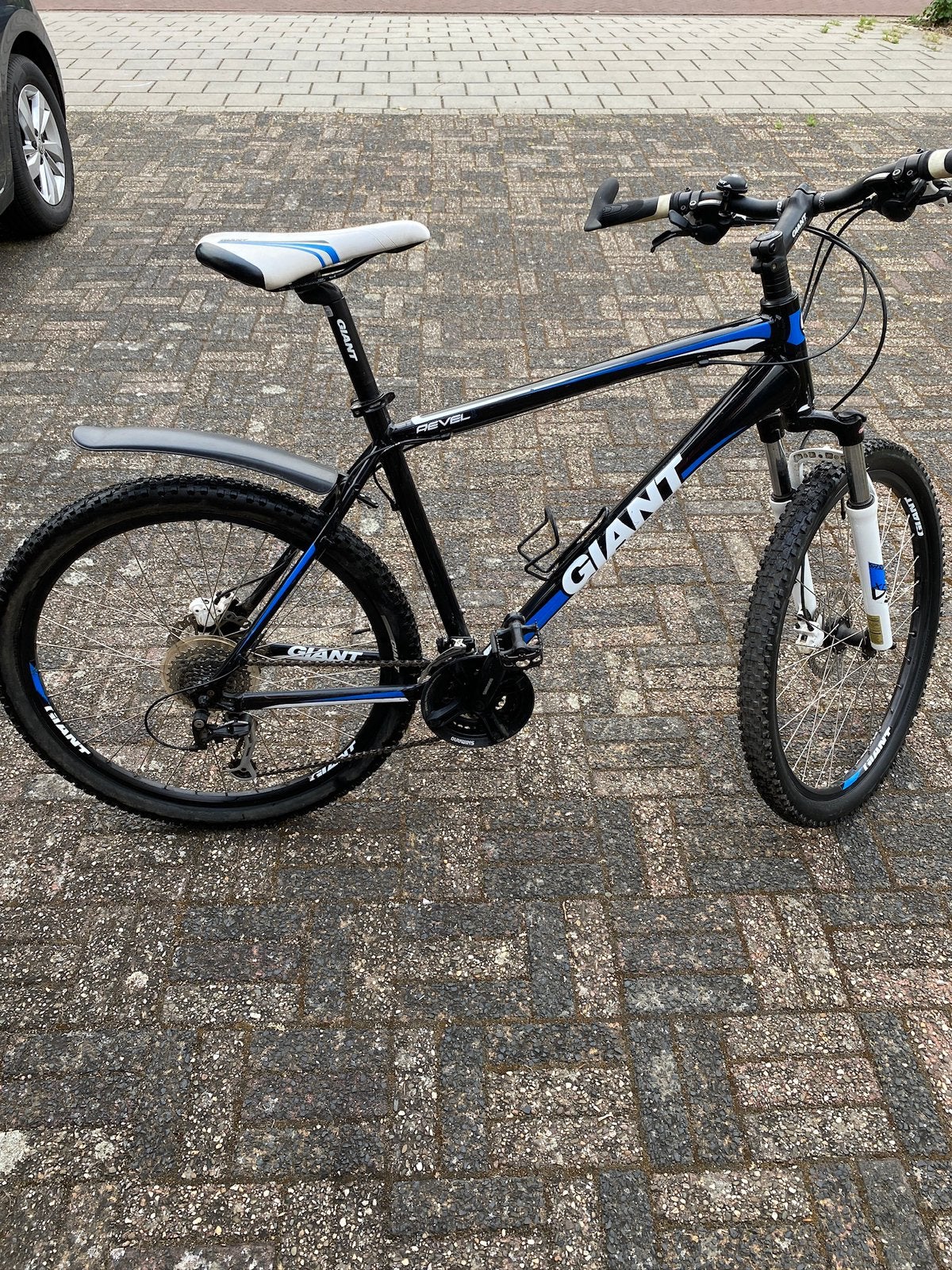 Nette Giant Revel 1 mountainbike, Hardtail, 49 tot 53 cm, Zo goed als nieuw, Schijfrem