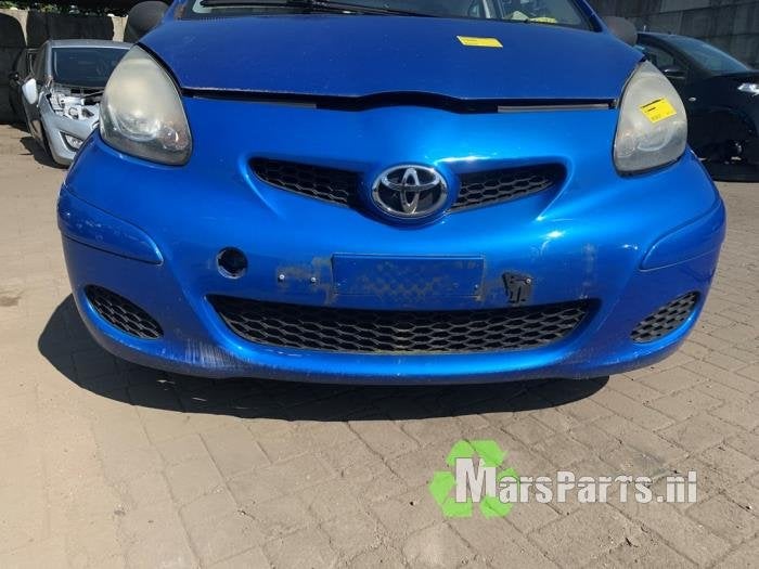 Voorbumper van een Toyota Aygo (LY3D), Auto-onderdelen, Carrosserie en Plaatwerk, Gebruikt, -, -, Ophalen of Verzenden