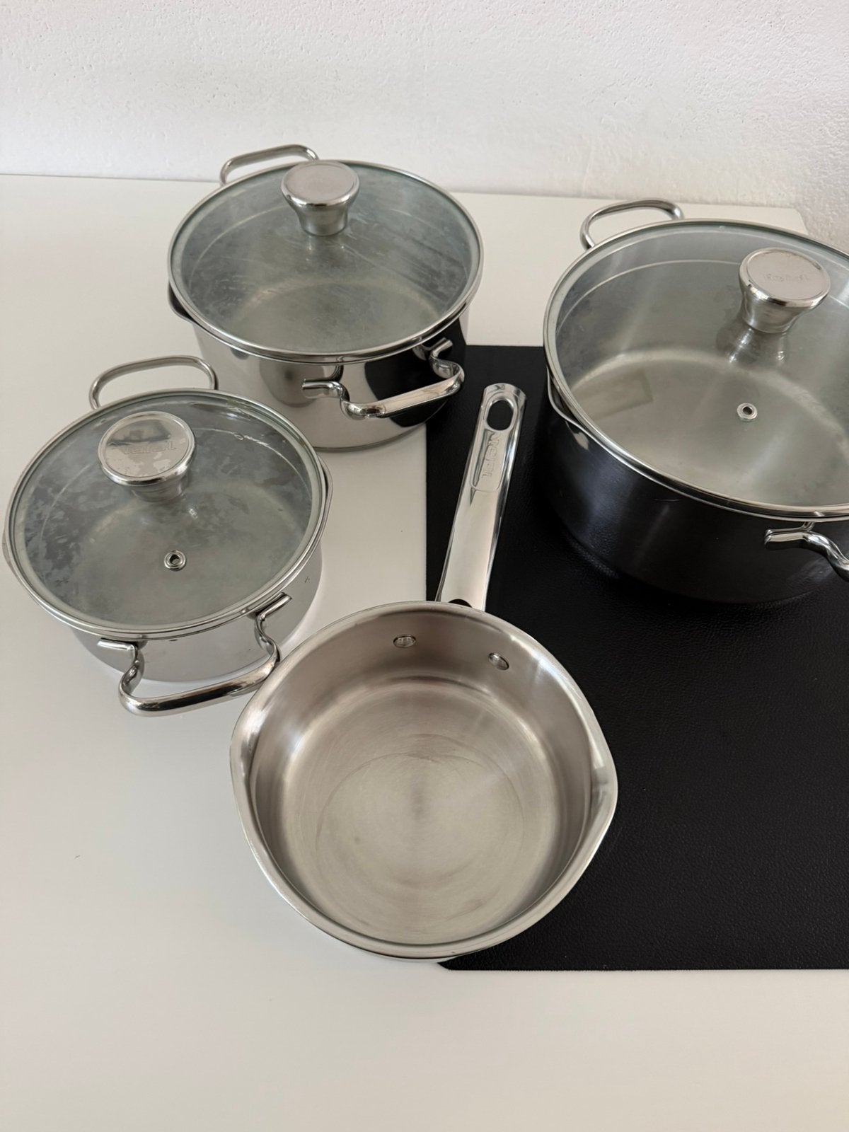 4 stuk tefal pannen, Ophalen, Zo goed als nieuw, Rvs, Pannenset