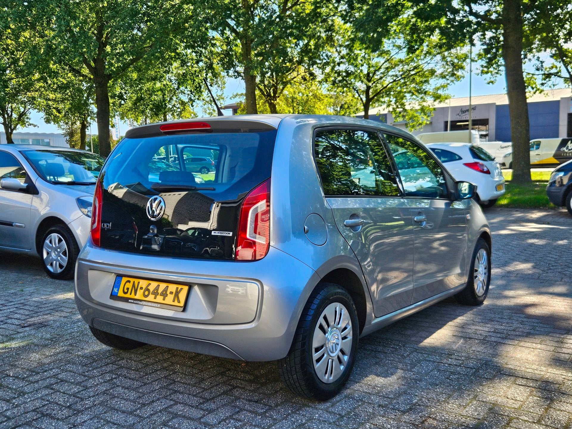 Foto 9 van Volkswagen Up! 1.0 move up! BlueMotion*Zeer mooi!*NAP