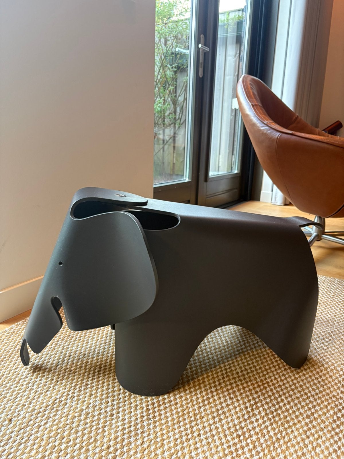 Vitra Eames zwart groot, Ophalen, Zo goed als nieuw, Overige typen