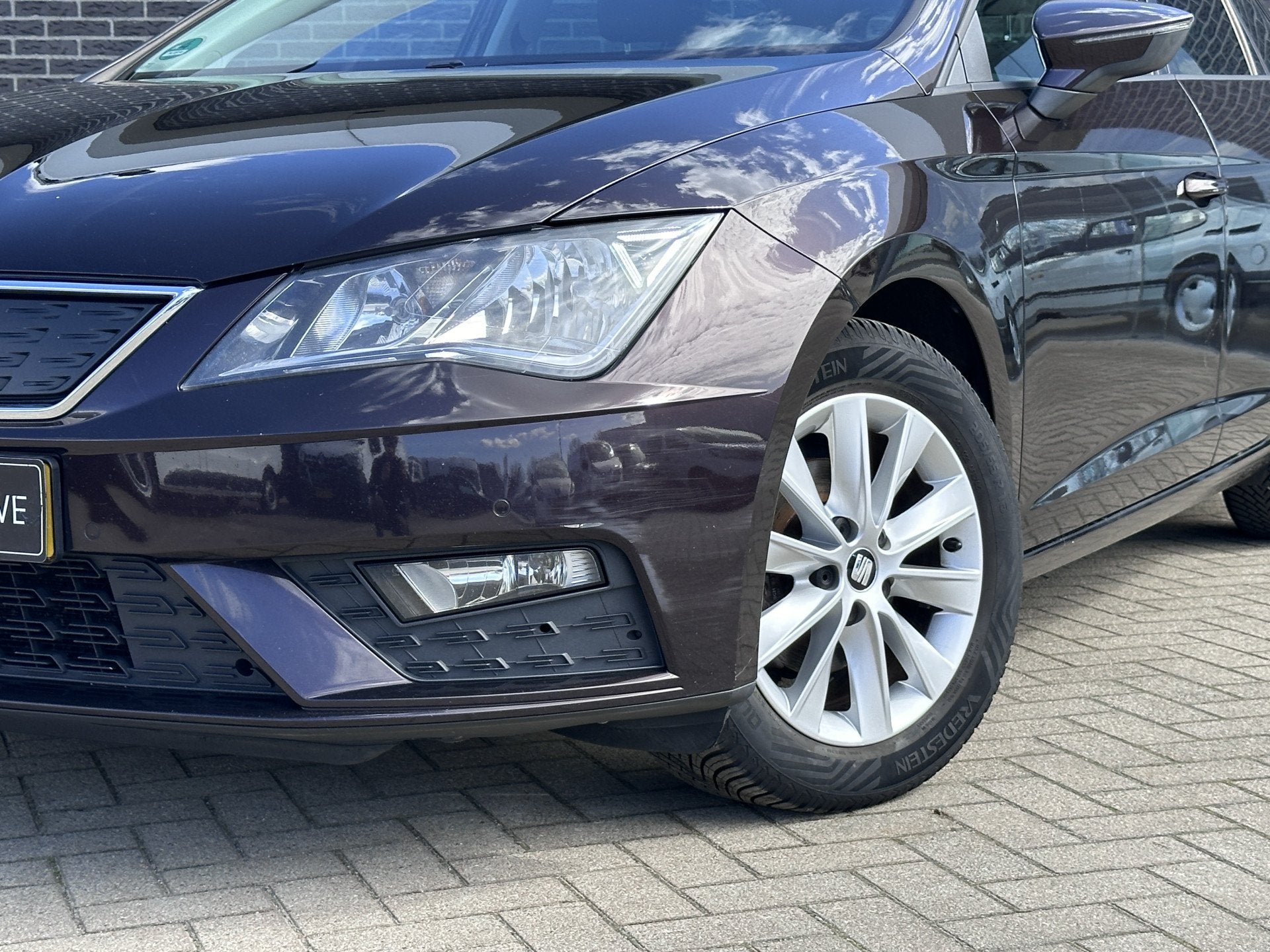 SEAT Leon ST 1.0 EcoTSI Style Business Intense | Leder | App, Gebruikt, Euro 6, Overige kleuren, Leon