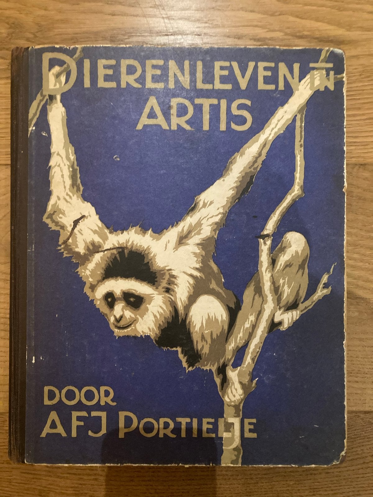 Boek uit 1939 Dierenleven in Artis - A.F.J. Portielje (1939), Boeken, Ophalen of Verzenden, Gelezen, Natuur algemeen