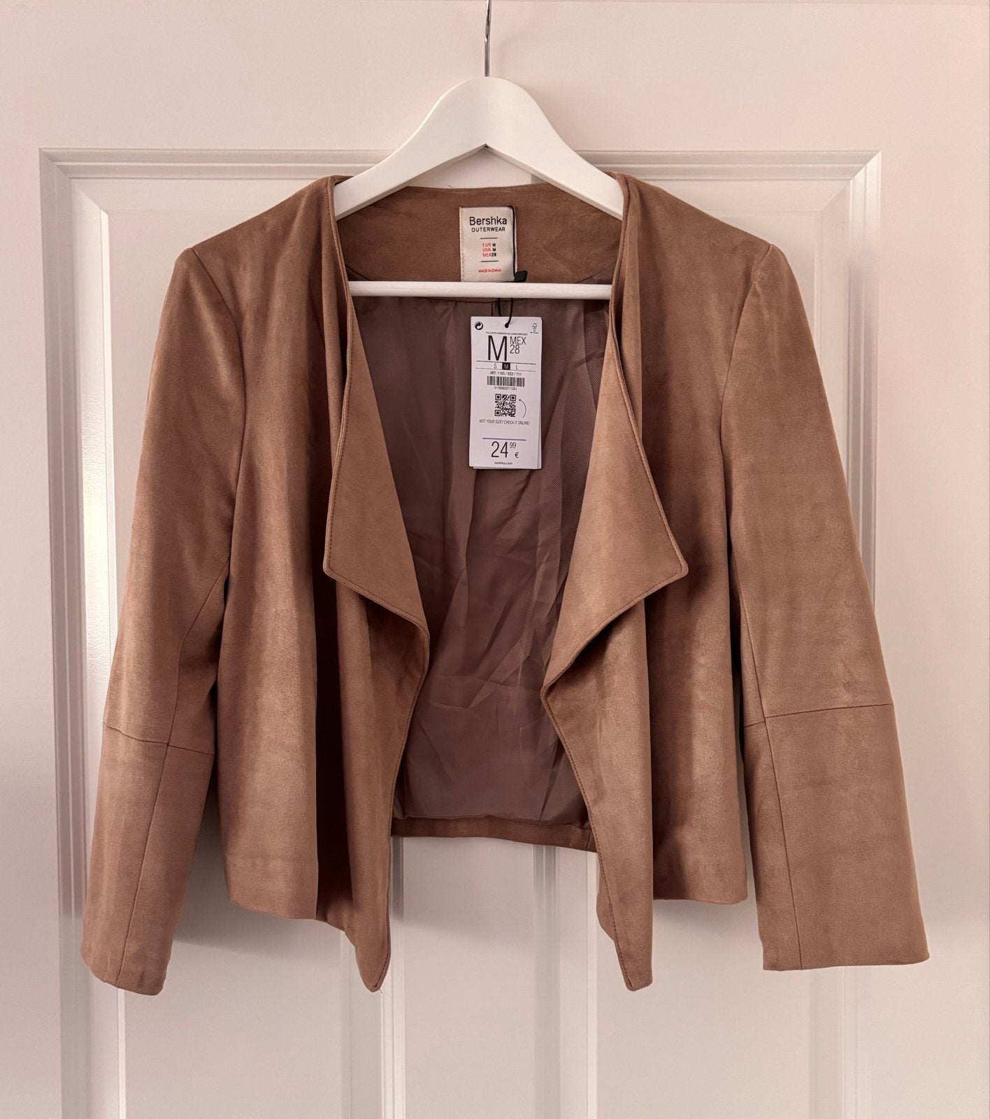 Bershka jasje licht taupe maat M - nieuw, Kleding | Dames, Maat 38/40 (M), Bruin, Nieuw, Ophalen of Verzenden