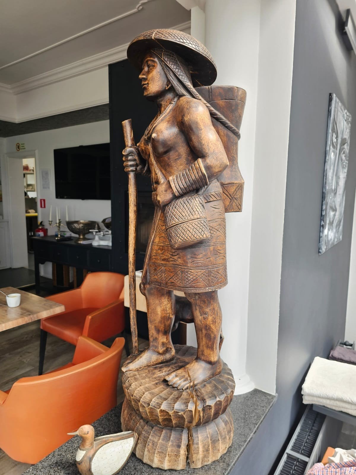 houten beeld, Ophalen