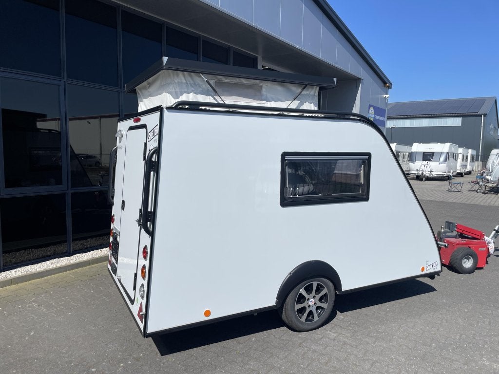 Kip Shelter Plus Black & White 750KG max BJ2016 hefd, Tot en met 2, Bedrijf, Treinzit, 2 aparte bedden