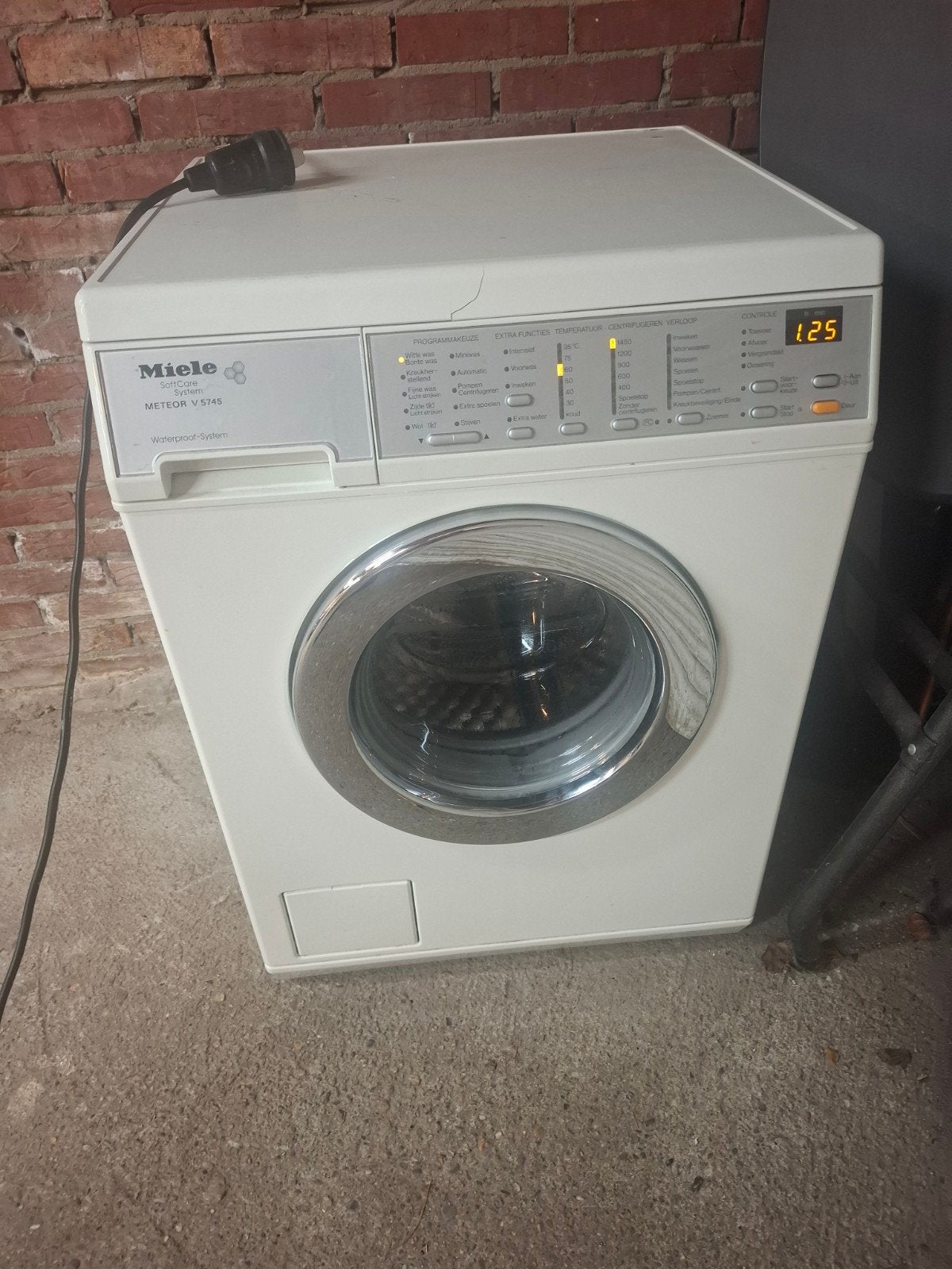 Wasmachine, Witgoed en Apparatuur, Wasmachines, Ophalen, 1200 tot 1600 toeren, 4 tot 6 kg, Voorlader