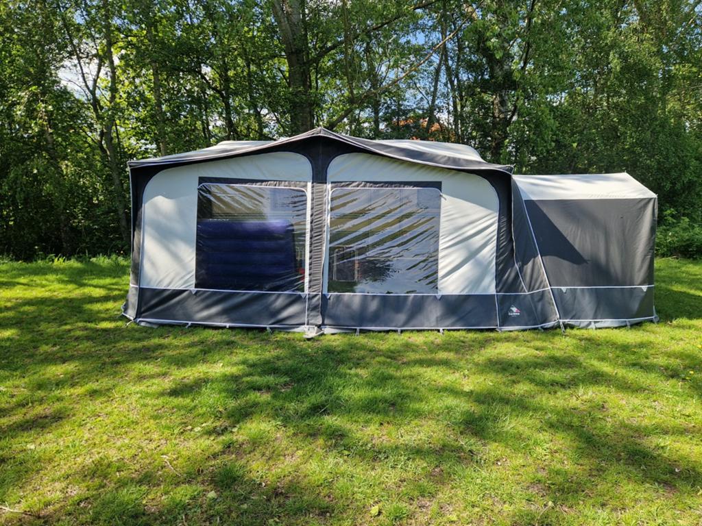 TEC Te 490 K caravan uit 1996 met voortent, erker en luifel, Caravans en Kamperen, Caravans, Particulier