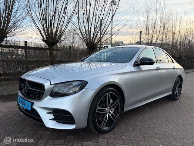 Mercedes E-klasse 220 d AMG Pano ! Taxi rijklaar!, Auto's, Mercedes-Benz, Automaat, Achterwielaandrijving, Gebruikt, 4 cilinders